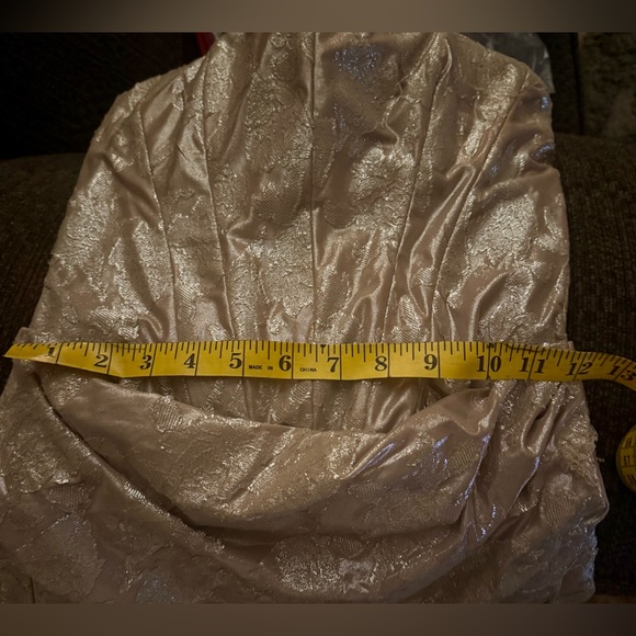 House of CB Persephone Strapless corset cocktail dress Gold size Med bigger cup - Picture 9 of 9